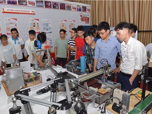 Chuyển giao công nghệ: Mối quan hệ cộng sinh giữa ba nhà 