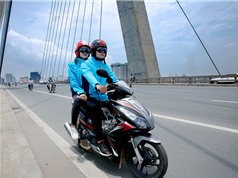 Áo bảo hiểm dành cho người đi xe máy đầu tiên của Việt Nam