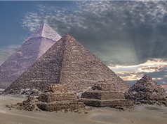 Người Ai Cập cổ đại dùng… điện để xây các Kim tự tháp?