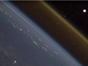 Ngỡ ngàng với cảnh phóng tên lửa lên không gian nhìn từ trạm vũ trụ ISS