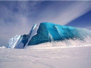 Bí ẩn về những tảng băng màu ngọc lục bảo quý hiếm ở Nam Cực