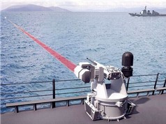 Hải quân Mỹ triển khai pháo laser trên khu trục hạm 