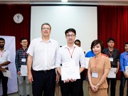 Sinh viên Bách khoa Hà Nội đại diện cho Việt Nam tại vòng chung kết Falling Walls Lab 