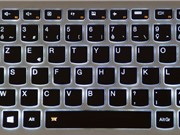 Vì sao chữ cái trên bàn phím máy tính không xếp theo thứ tự bảng chữ cái?