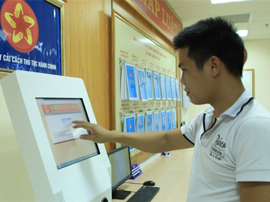 Chuyển đổi số khu vực công: Những bước đi đầu tiên