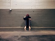 Tại sao nam giới thường khó khăn hơn khi tìm kiếm sự giúp đỡ với trầm cảm?