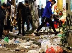 Quản lý rác thải nhựa ở Hà Nội: Chưa đủ nghiêm khắc 
