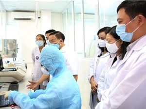 Hà Tĩnh đưa vào hoạt động phòng xét nghiệm chẩn đoán COVID-19