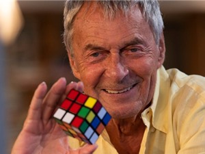 Sự ra đời của khối Rubik