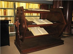 Bánh xe sách: Máy đọc ebook của thế kỷ XVI