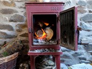 Tránh đốt gỗ để sưởi ấm, các nhà khoa học Anh cảnh báo