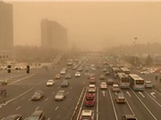 Bắc Kinh nghẹt thở vì bão cát tồi tệ nhất thập kỷ