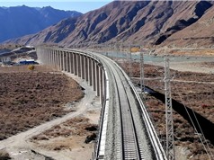 Tuyến đường sắt tốn kém nhất Trung Quốc sắp hoạt động một phần