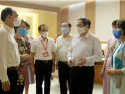 Thủ tướng Phạm Minh Chính: Tạo điều kiện thuận lợi nhất cho nghiên cứu, sản xuất vaccine phòng COVID-19