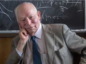 Steven Weinberg: Đặt nền móng cho mô hình chuẩn