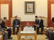 Bộ trưởng Huỳnh Thành Đạt tiếp Đại sứ LB Nga
