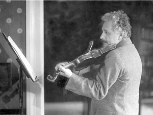 Mối tình của Einstein và đàn vĩ cầm