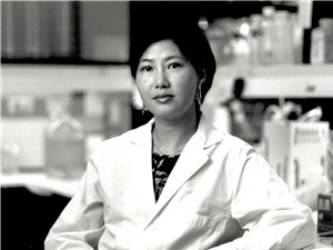 Flossie Wong-Staal: Bẻ khóa mã di truyền virus HIV