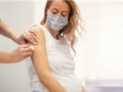 Vaccine COVID-19 an toàn cho phụ nữ mang thai và giảm nguy cơ thai chết lưu