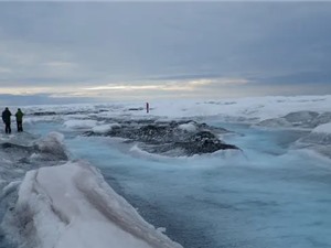 Khối lượng vi khuẩn 'khổng lồ' được giải phóng từ các sông băng tan chảy