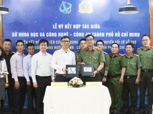 Hợp tác nâng cao công tác quản lý ngành công an TPHCM