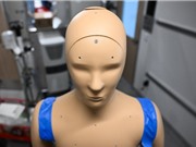 Dùng robot biết đổ mồ hôi để nghiên cứu ảnh hưởng của nhiệt độ đến con người