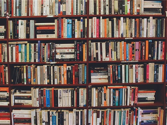 Dự án Gutenberg cung cấp 5.000 cuốn sách nói miễn phí bằng giọng đọc AI