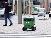 Robot tự hành Uber Eats bắt đầu giao đồ ăn ở Tokyo