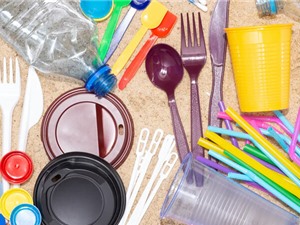 Hơn 4.000 hóa chất nguy hiểm có trong các sản phẩm nhựa