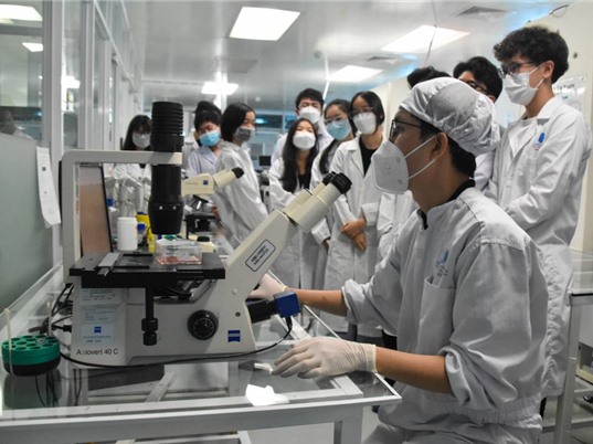 Chấp nhận rủi ro trong khoa học ?