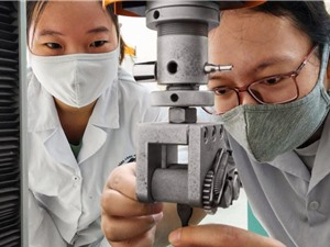 Đột phá phát triển KHCN, ĐMST và CĐS