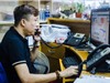 Nhóm yếu thế trên không gian số: Nỗi sợ bị kỳ thị