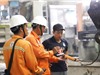 [Infographic] Cỗ máy khổng lồ của ngành điện đang vận hành ra sao?