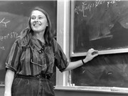 Mary K Gaillard: Nhà vật lý lý thuyết thăm dò vũ trụ hạ nguyên tử