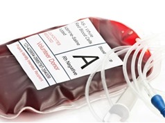 Lần đầu biến đổi nhóm máu của quả thận cấy ghép 