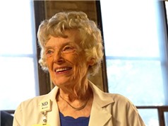 Ruth A. Lawrence: Nâng tầm việc nuôi con bằng sữa mẹ