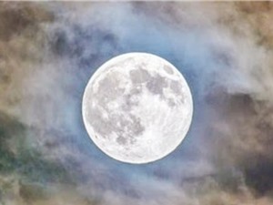 Trăng rằm ảnh hưởng thế nào tới con người?