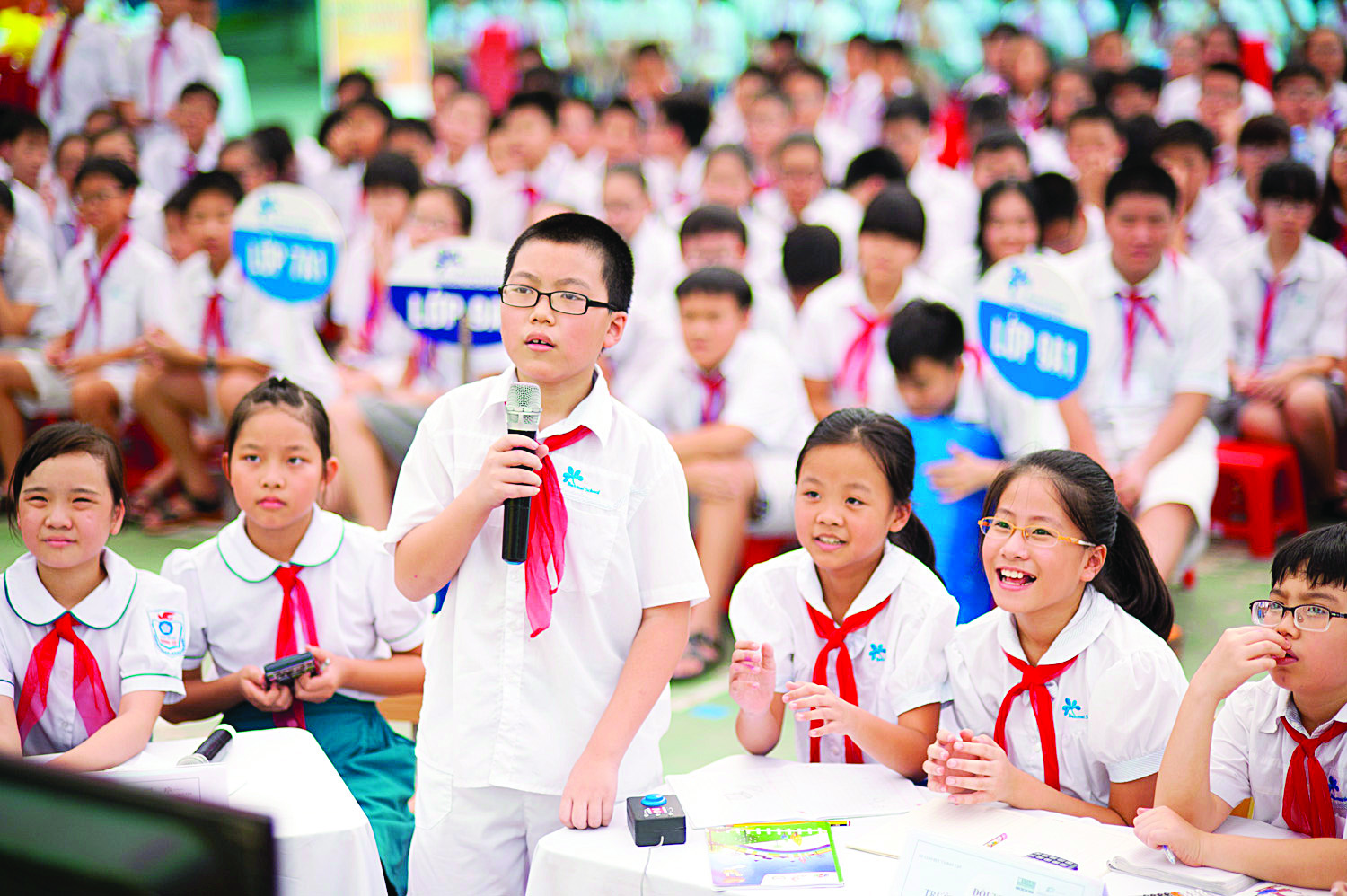 của các vấn đề giáo dục và học đường nghiêm trọng và dồn dập trong vài năm ...